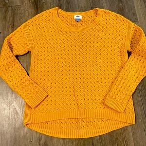 Old Navy sweater medium